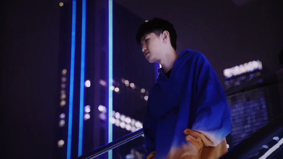 的瞬间