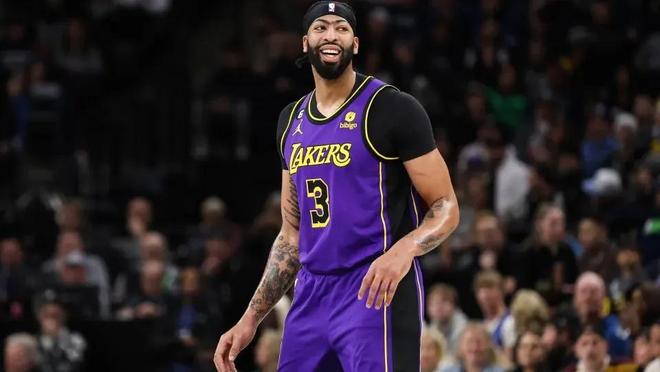 Here we go！罗马诺：奥卡福尔将以超2000万欧加盟利兹联